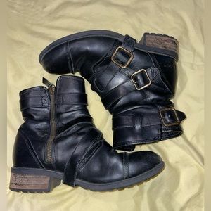 UGG leather Motorcycle Boots in good used condition size 7